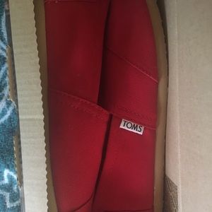 Toms Red Shoes NWT NIB